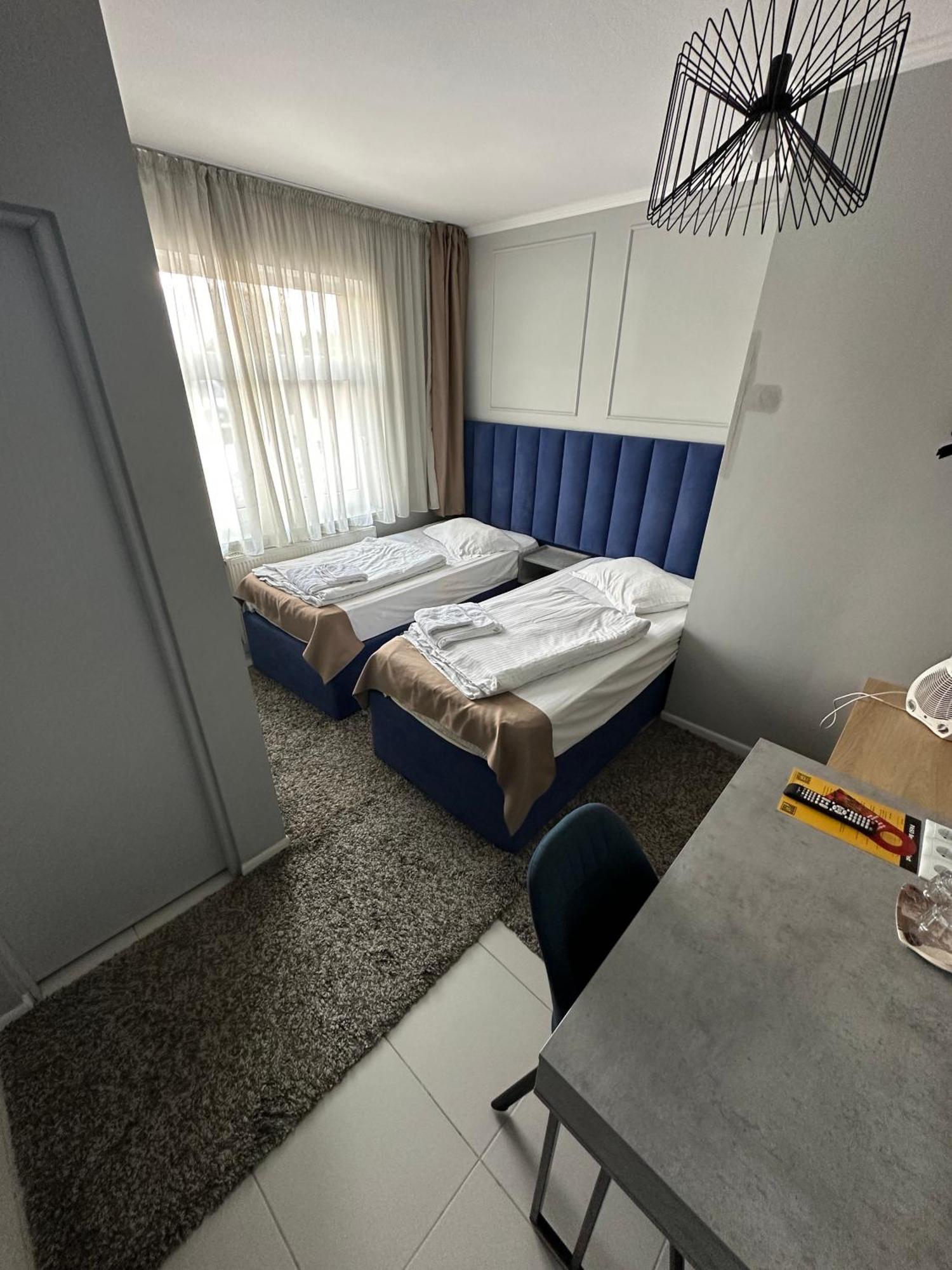 Hotel Paso คลูจ-นาโปกา ภายนอก รูปภาพ